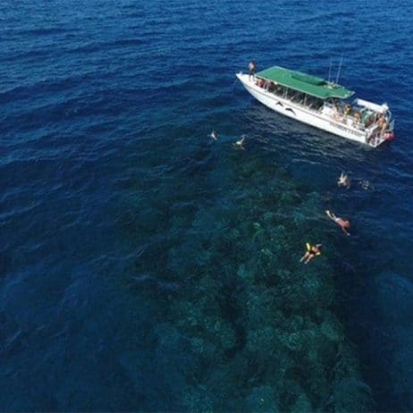 Exploring the underwater world of Lanai