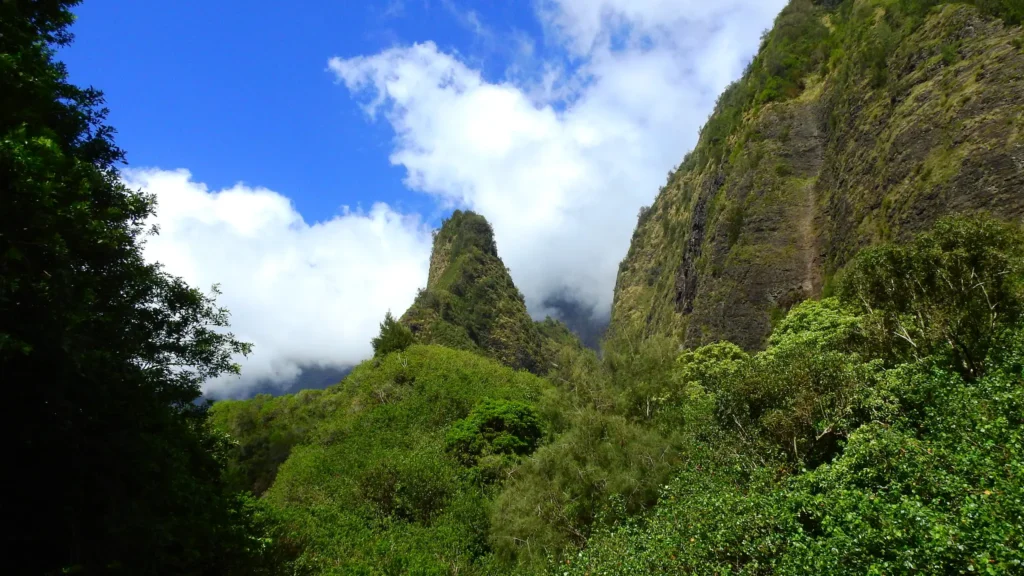 Iao Valley State Monument – Maui’s Hidden Gem
