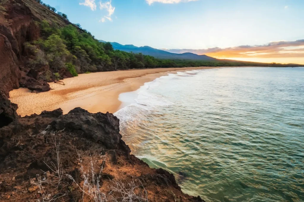 Discover Maui in August: Sun, Culture & Tickets for Less